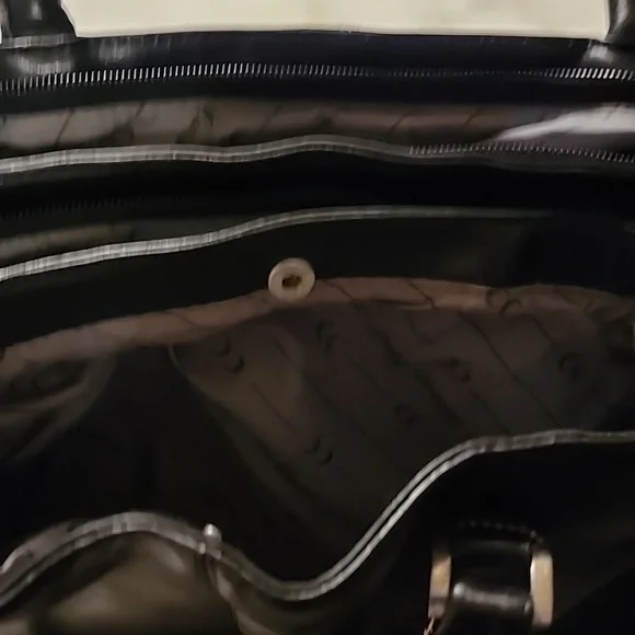 VINTAGE CARRIAGE COURT LADIES ๐ HANDBAG. - Picture 3 of 10